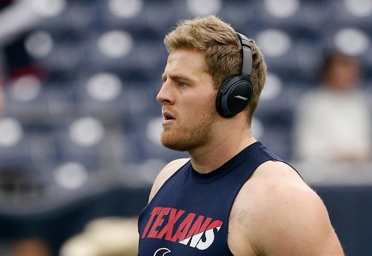 HOUSTON, TX - JANUARY 09:  J.J. Watt #99 of the Houston Texans warms up before playing against the Kansas City Chiefs during the AFC Wild Card Playoff game at NRG Stadium on January 9, 2016 in Houston, Texas.  (Photo by Bob Levey/Getty Images)